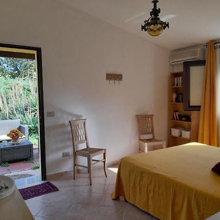 La Restanza Hotel Pula Bagian luar foto