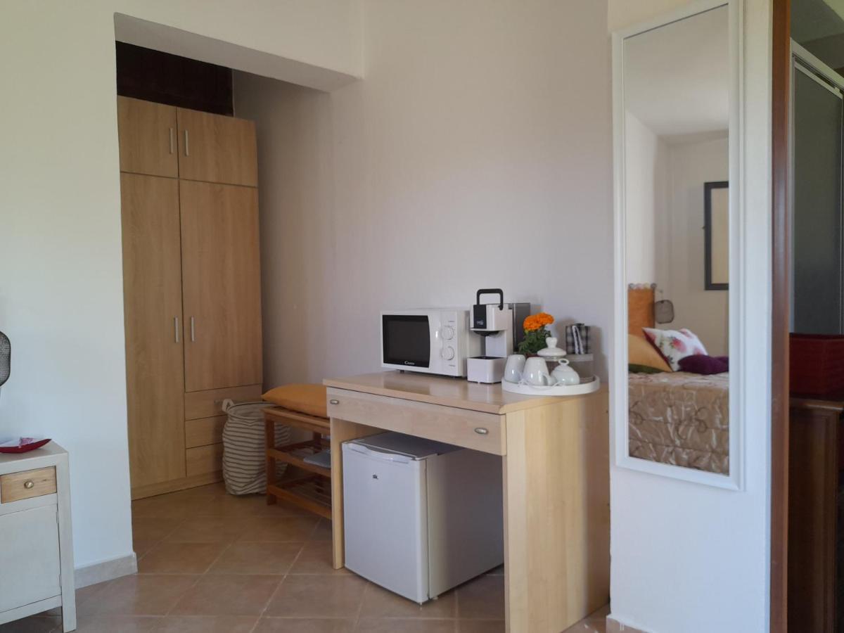 La Restanza Hotel Pula Bagian luar foto