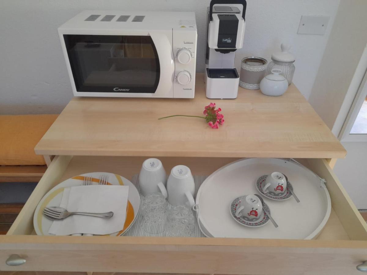 La Restanza Hotel Pula Bagian luar foto